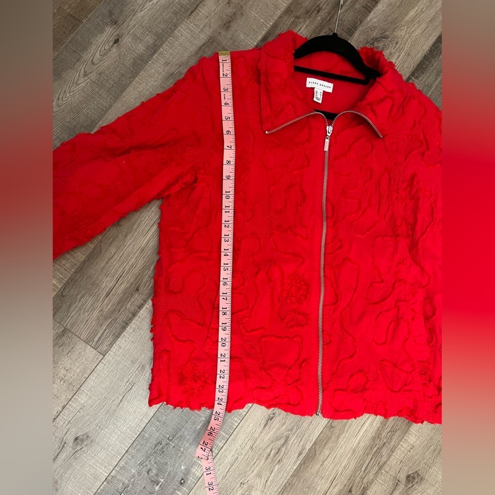 Beautiful Susan Graver 3/4 sleeve zip up red embroidered Jacket M EUC - Picture 11 of 11